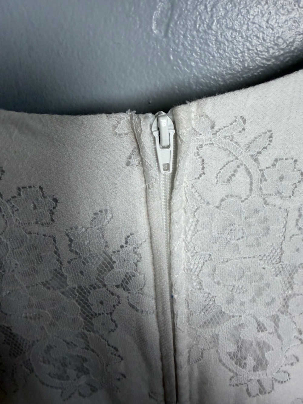 Premier White Lace Maxi Dress with Ruffle Sleeves - Picture 8 of 9